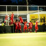 Jogadores do União comemoram gol contra o Mixto no Estádio Dutrinha durante o Campeonato Mato-grossense.