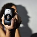 Homem invade casa da ex no Maria Amélia e é preso pela PM. Vítima acionou botão do pânico após descumprimento de medida protetiva.