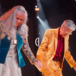 grammy-2026:-caetano-veloso-e-bethania-vencem-premio-de-melhor-album-de-musica-global