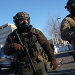 eua-vao-equipar-agentes-de-imigracao-com-cameras-corporais-apos-mortes-em-minnesota