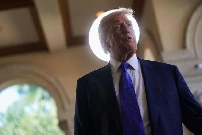 trump-lanca-site-trumprx-para-americanos-a-comprarem-medicamentos-com-desconto