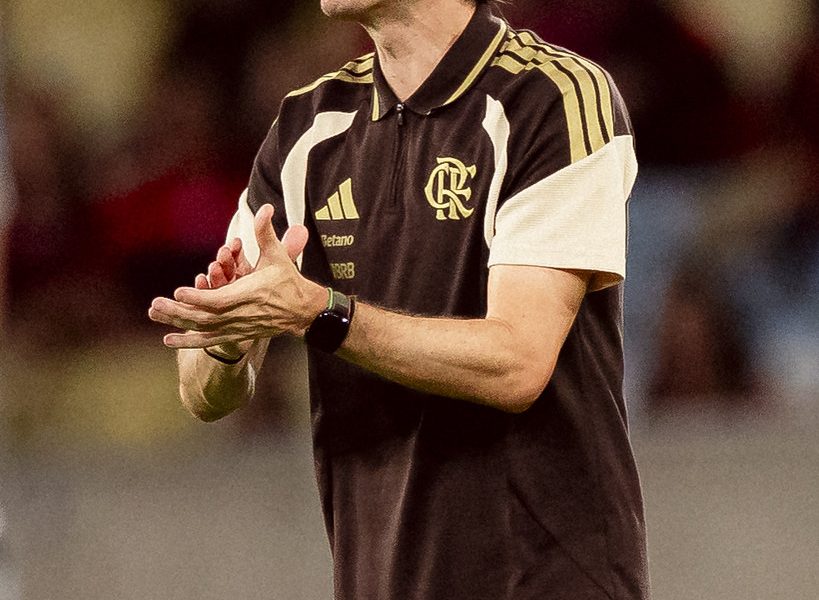 felipe-luis-elogia-paqueta,-mas-ressalta:-“esta-com-a-carga-emocional-muito-grande”