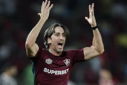 fluminense-negocia-emprestimo-de-atacante-a-clube-estrangeiro