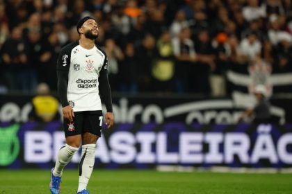 memphis-desperdica-penalti-e-corinthians-perde-primeiro-derbi-de-2026