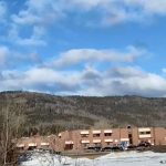 mulher-abre-fogo-em-escola-no-canada-e-deixa-10-mortos-e-dezenas-de-feridos