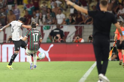 derrota-com-um-a-mais-em-classico-contra-o-fluminense-evidencia-carencias-do-botafogo