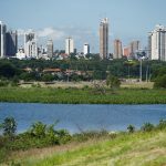 onda-de-calor-e-blecaute:-falha-em-itaipu-deixa-capital-do-paraguai-as-escuras