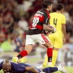 com-centesimo-gol-de-arrascaeta,-flamengo-vence-madureira-e-fica-perto-da-final-do-carioca