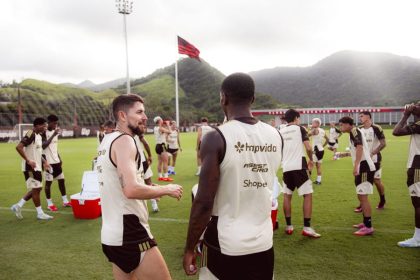 flamengo-joga-em-busca-do-titulo-no-maracana