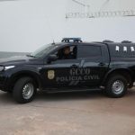 Durante a Operação Imperium, Polícia Civil de MT prende comparsa de "Vovozona" no Rio de Janeiro e apreende carros de luxo da facção.