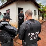 A Operação Persevero cumpriu buscas em Rondonópolis para esclarecer homicídio de jovem. Dois suspeitos foram presos por tráfico de drogas na ação.