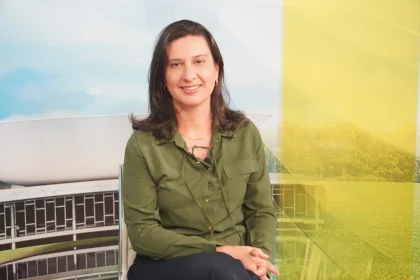 Saiba como a ABDI promove a transformação digital no agronegócio brasileiro através de validação tecnológica e combate aos gargalos de conectividade.