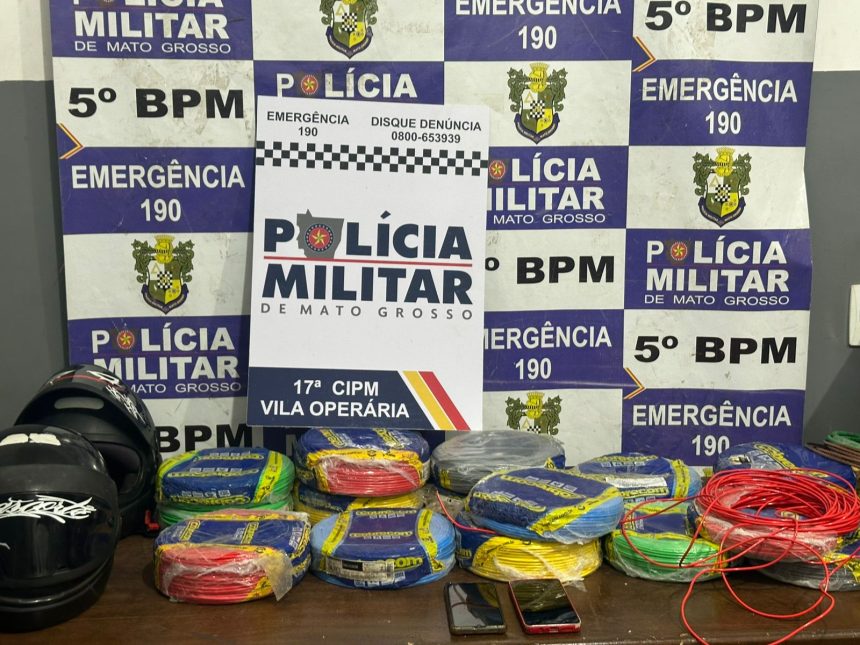 A Polícia Militar efetuou a prisão em flagrante por furto de dois homens com rolos de fios no Jardim Vera Cruz, em Rondonópolis.