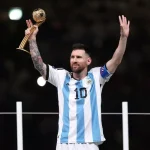 Victor Font projeta o retorno de Lionel Messi ao clube Barcelona para 2026. Candidato propõe aposentadoria em campo e cargo de honra para o ídolo.