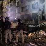 misseis-iranianos-atingem-centro-de-israel,-dizem-forcas-armadas-israelenses