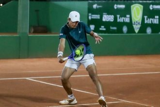 cadu-lino-vai-as-quartas-em-assuncao-e-segue-maior-campanha