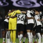 “hoje-foi-um-dia-que-nada-deu-certo”-diz-auxiliar-do-corinthians-apos-derrota