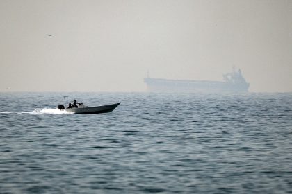 ira-nao-vai-fechar-estreito-de-ormuz,-afirma-enviado-do-ira-a-onu