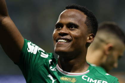 arias-celebra-primeiro-gol-com-a-camisa-do-palmeiras:-“sempre-especial”
