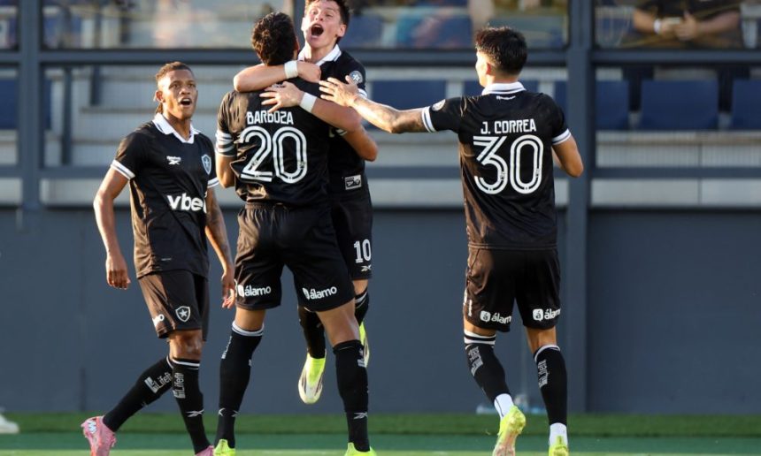 botafogo-vence-o-red-bull-bragantino-e-deixa-a-zona-da-degola