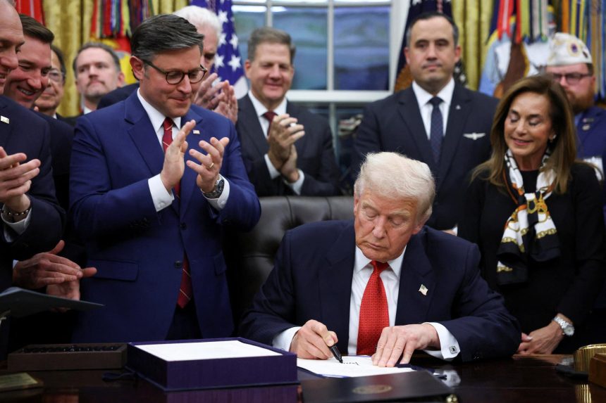 assinatura-de-trump-sera-adicionada-as-notas-de-dolar
