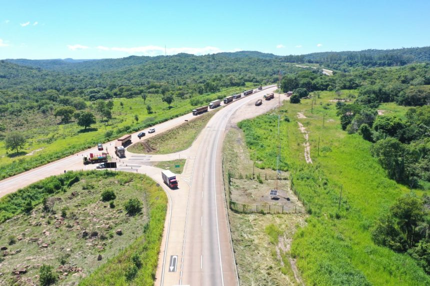 Confira o cronograma de alteração no tráfego da Serra de São Vicente entre 09 e 13 de março. Trecho da BR-364 terá interdições e detonações.