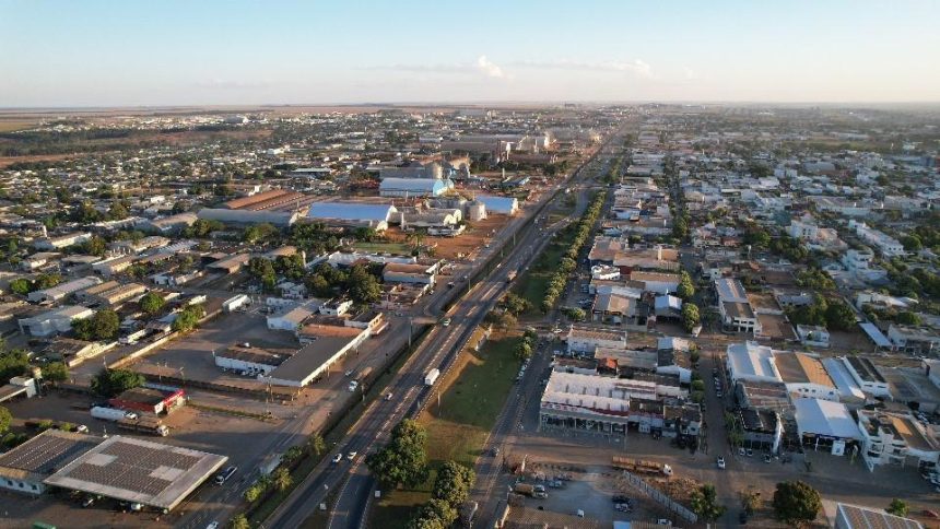 O Governo de MT confirmou um investimento em Sorriso de R$ 1,6 bilhão para obras de infraestrutura, saúde, educação e programas sociais.