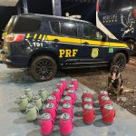 PRF apreende mais de 10 kg de drogas escondidas em garrafas térmicas na BR-364, em Alto Garças. O material seguia para SP e MG.