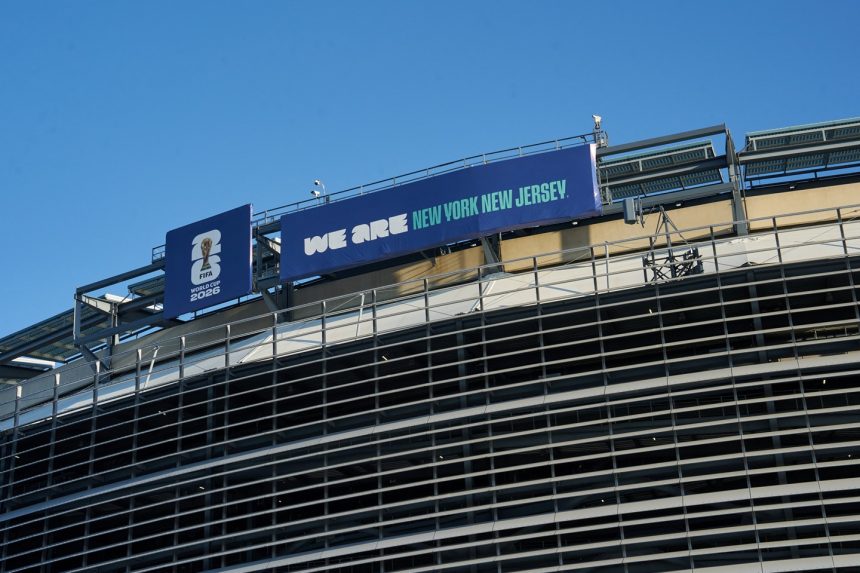 “fifa-deve-pagar”:-tarifa-de-r$-700-para-onibus-da-copa-vira-guerra-politica-nos-eua