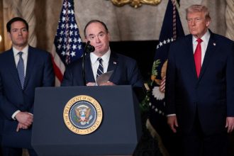 secretario-da-marinha-dos-eua-e-demitido-apos-atritos-com-chefe-do-pentagono,-diz-wsj