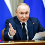 putin-so-se-reunira-com-zelenskiy-para-acertar-arranjos-finais-da-guerra,-diz-kremlin