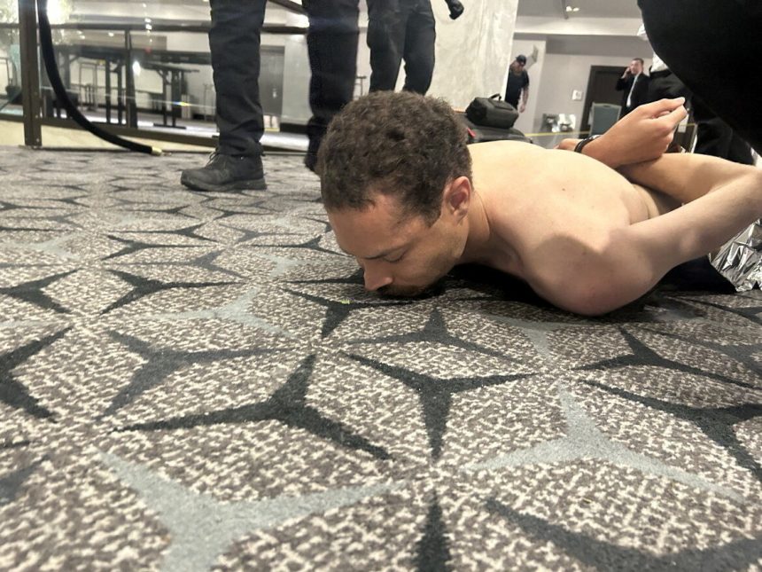 professor,-“lobo-solitario”-e-mais:-quem-e-o-suspeito-de-ataque-em-evento-com-trump