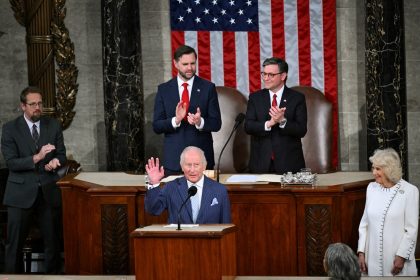 rei-charles-defende-unidade-entre-eua-e-reino-unido-em-meio-as-tensoes-com-o-ira