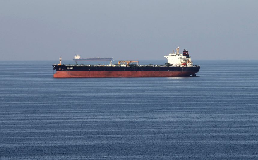 navio-tanque-com-bandeira-das-ilhas-marshall-cruzou-estreito-de-ormuz,-diz-india