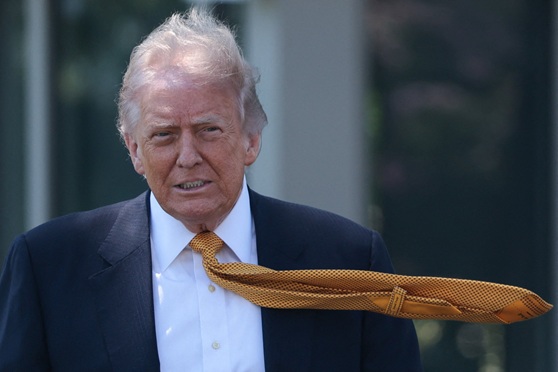 trump-chama-reporter-de-‘falso’-e-diz-que-cobertura-da-guerra-no-ira-e-‘traidora’