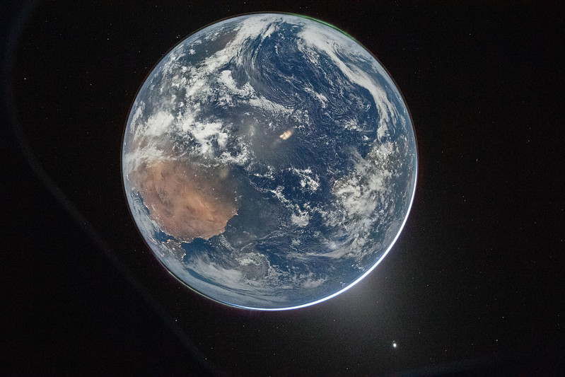 nao-existe-plano-b-para-deixar-o-planeta,-diz-brasileiro-engenheiro-da-nasa