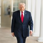 trump-diz-que-ha-‘boas-chances’-de-acordo-nuclear-com-ira-depois-de-adiar-ataque