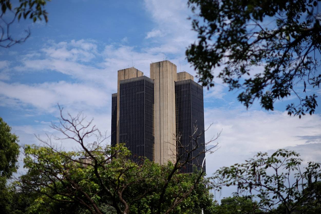 Investimento estrangeiro no Brasil cresce 33% no primeiro semestre de 2024