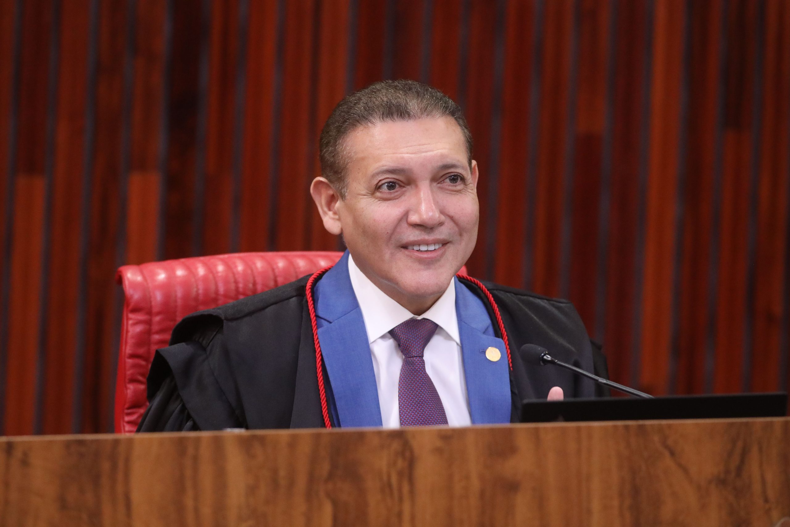 Kassio amplia poder no TSE após mudança de regra