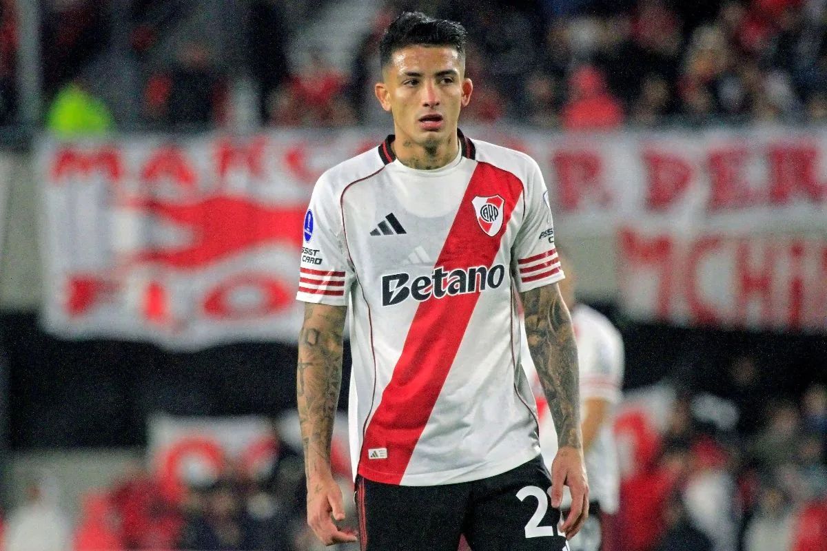 Vasco busca reforço defensivo e negocia Castaño com River Plate