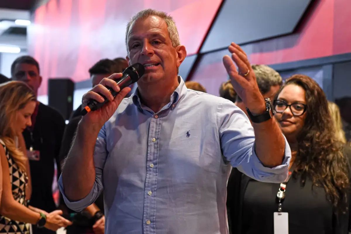 Agentes cobram CBF por equidade após renegociação no Flamengo