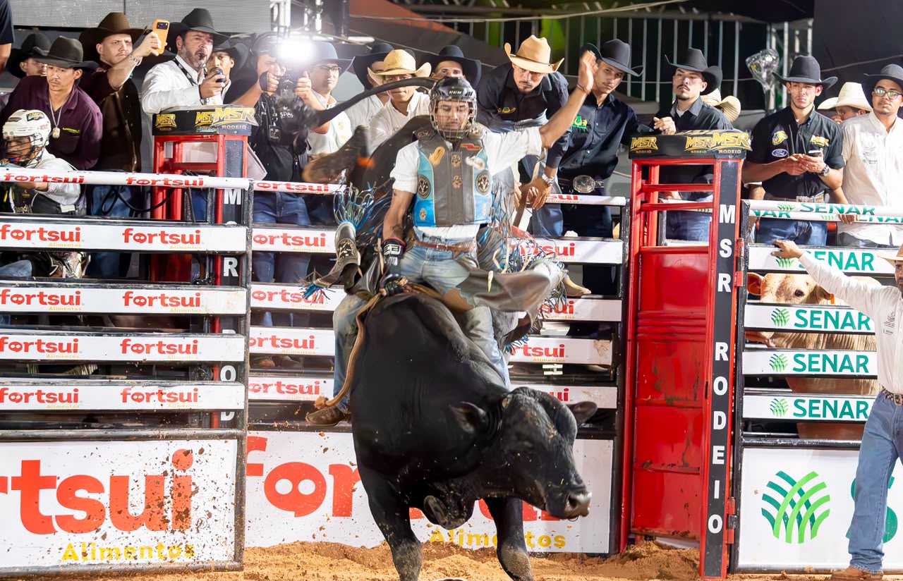 Finais do rodeio da 52ª Exposul agitam Rondonópolis neste domingo