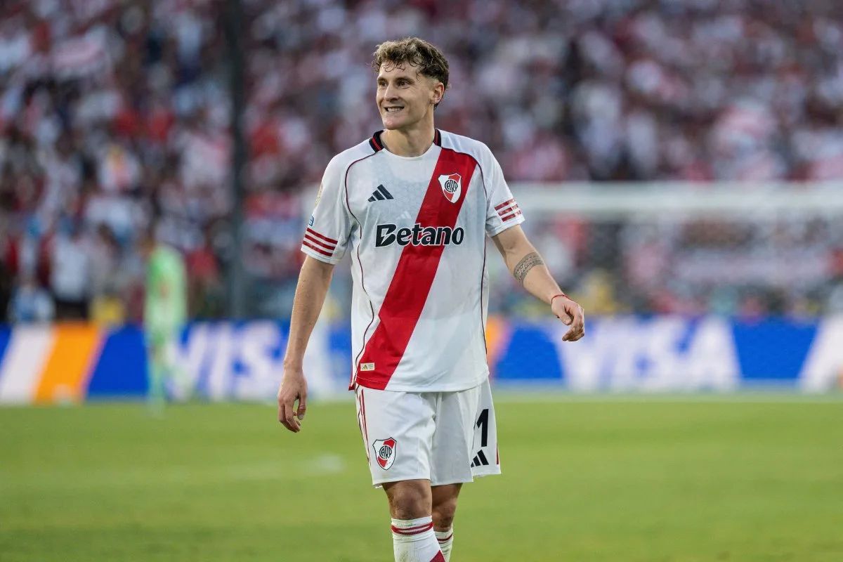 Vasco eleva oferta e intensifica buscas por Facundo Colidio