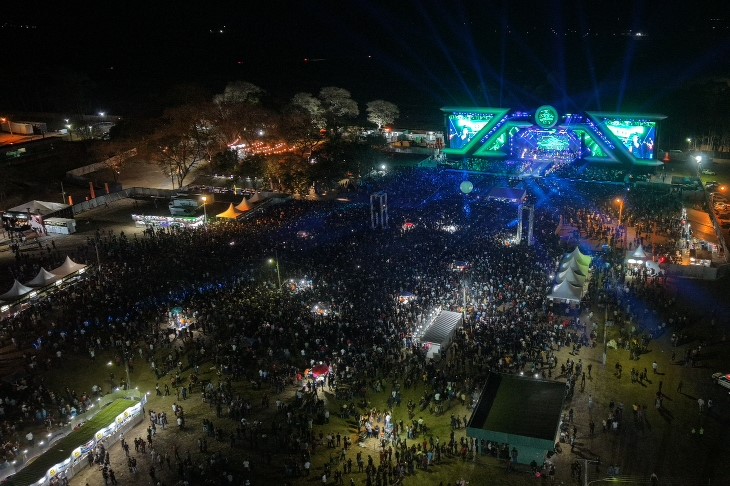 Rodeio e atrações musicais marcam terceiro dia da Exposul em Rondonópolis