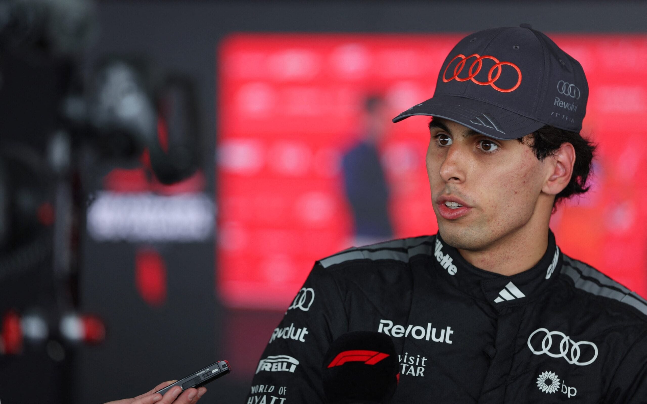Bortoleto cobra evolução e sonha com título mundial na F1