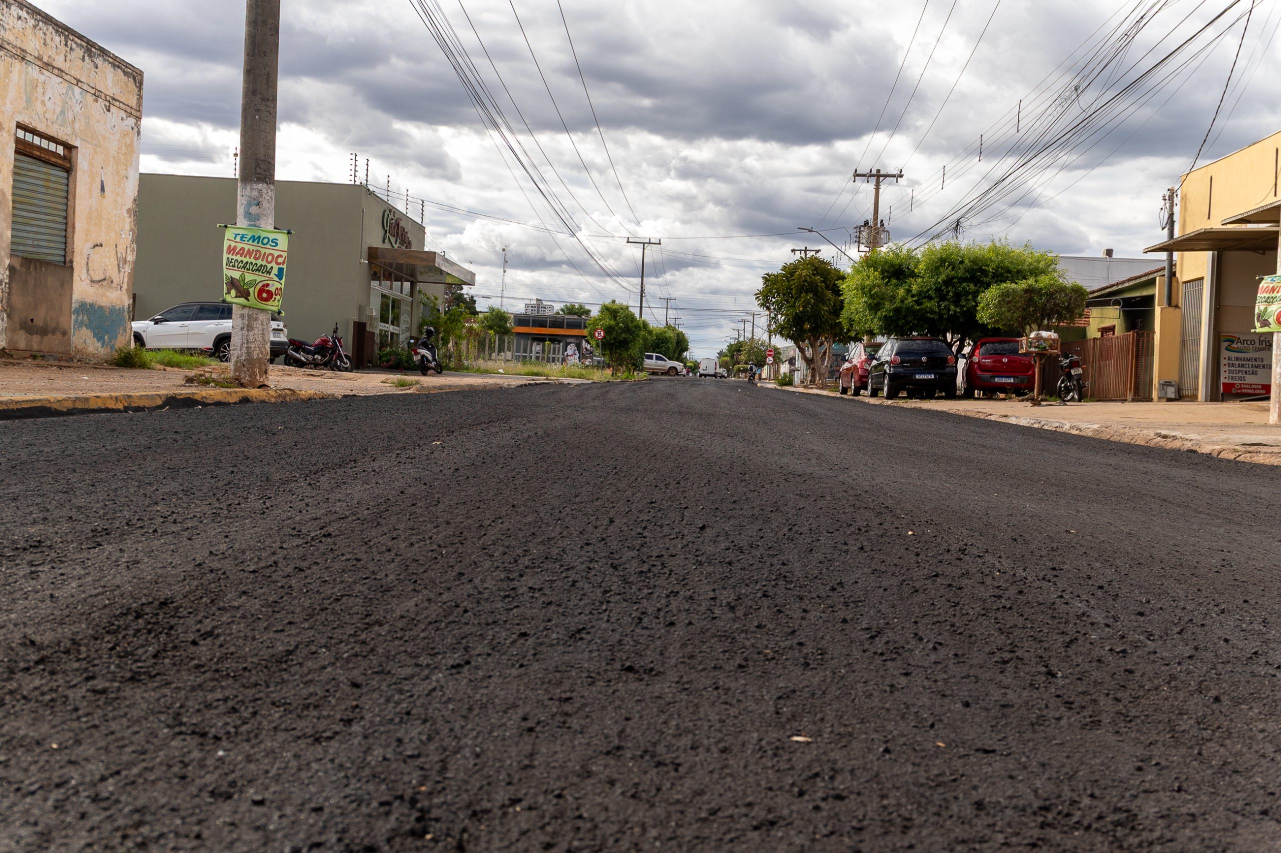 Rondonópolis ultrapassa 71 km de vias recuperadas com microrrevestimento