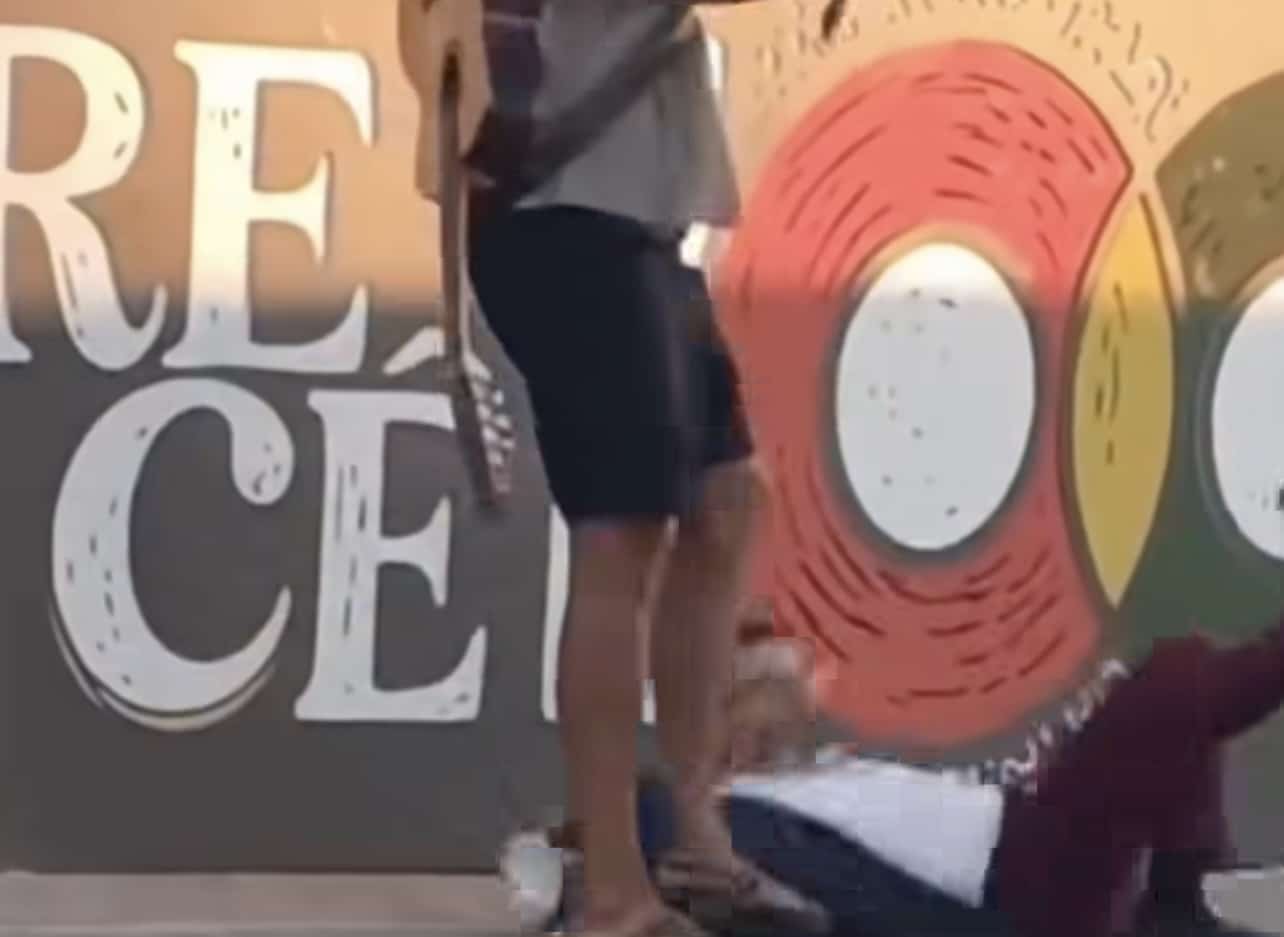 Pastor sofre agressão durante pregação em praça de Irecê, na Bahia