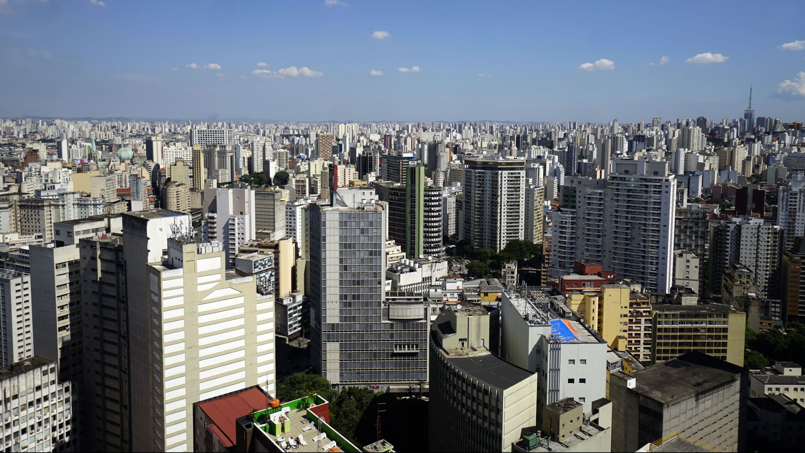 STJ suspende julgamentos sobre aluguel temporário em condomínios
