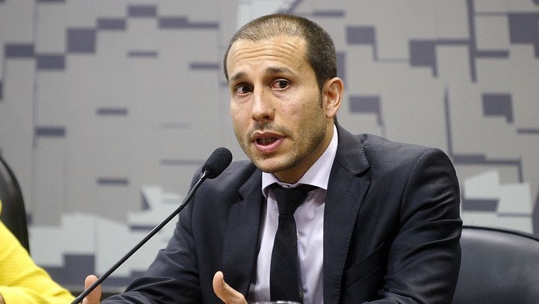 William Murad assume comando da Polícia Federal após afastamento de Andrei Rodrigues