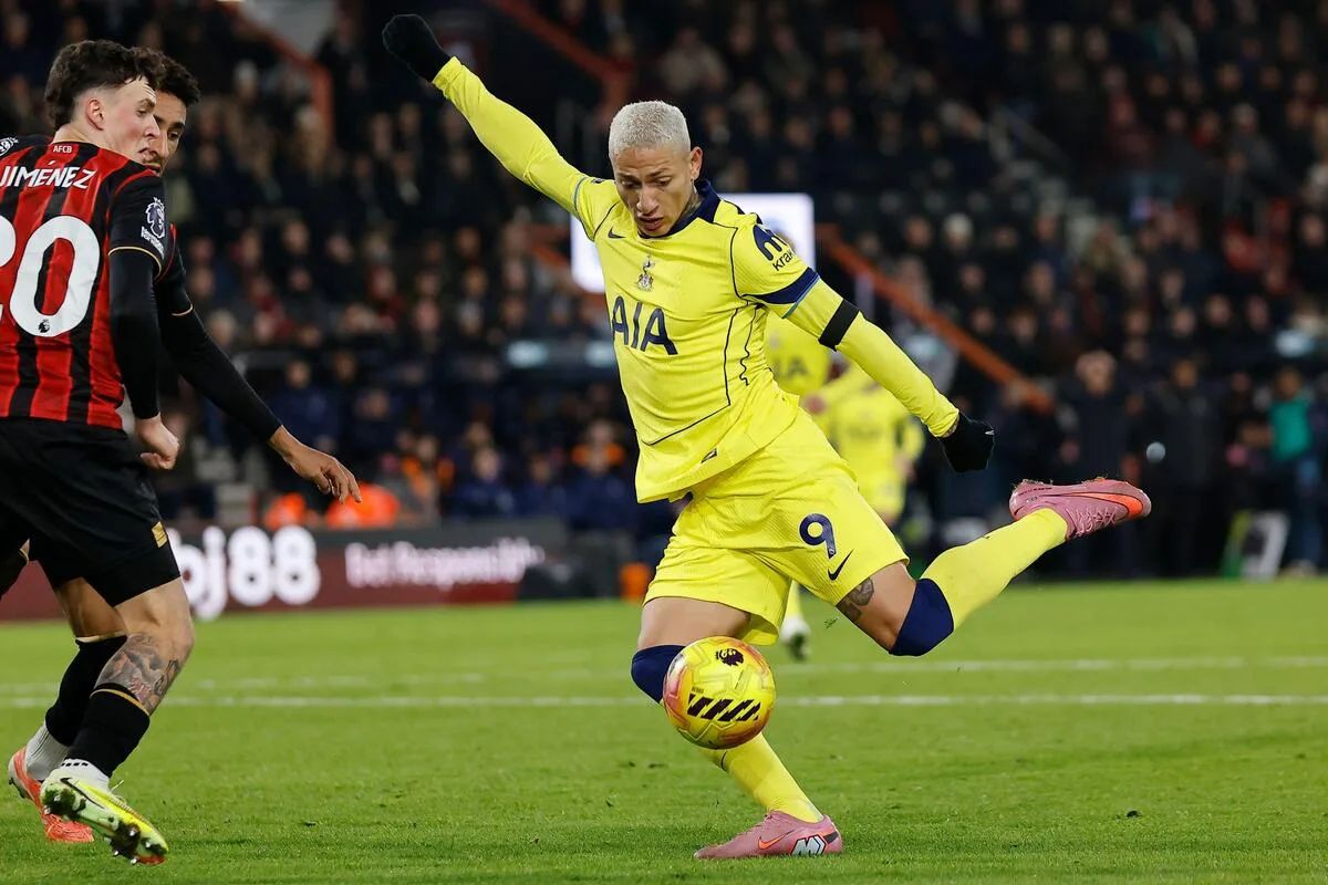 Felipe Melo confirma acerto de Richarlison com o Vasco